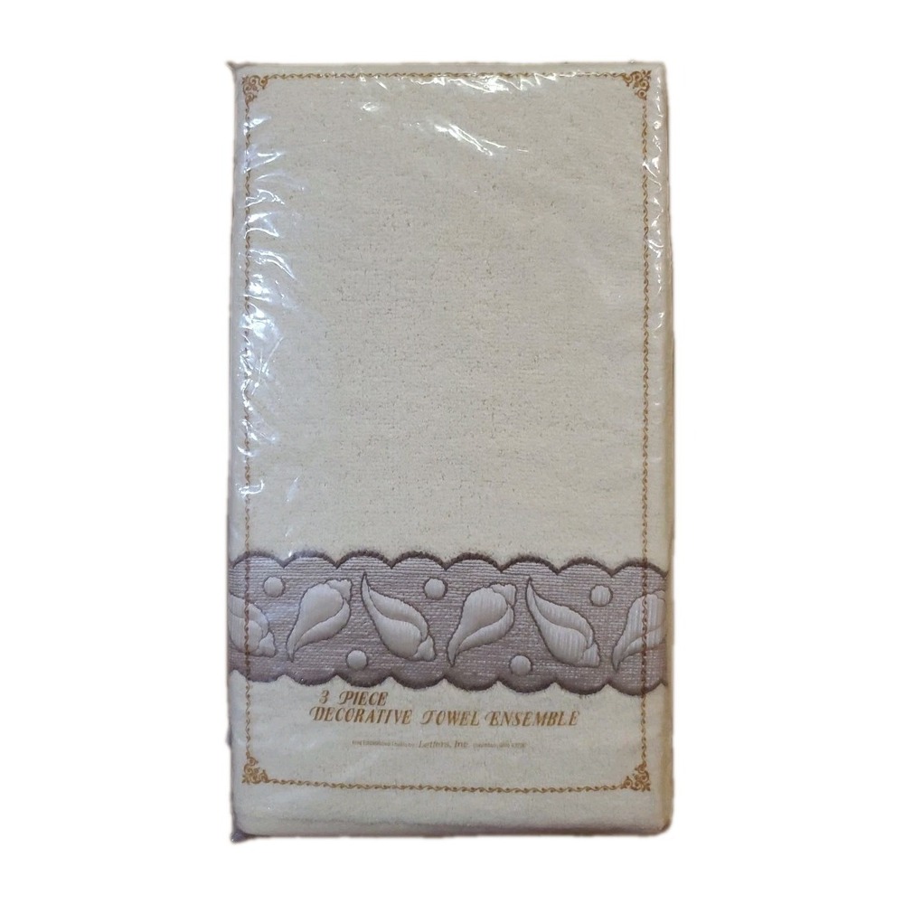 Vintage 3 Piece Towel Set Beige Bath Hand Wash Towels‎ Shells Beach Seashell